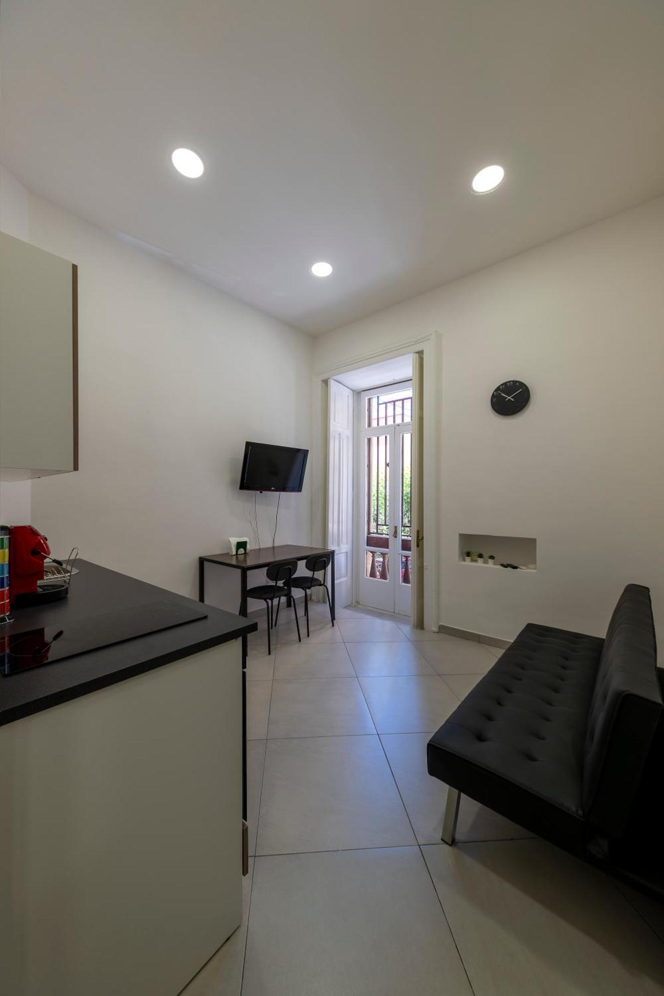 Casa Vacanze Nemesi Tyche Σαλέρνο Εξωτερικό φωτογραφία